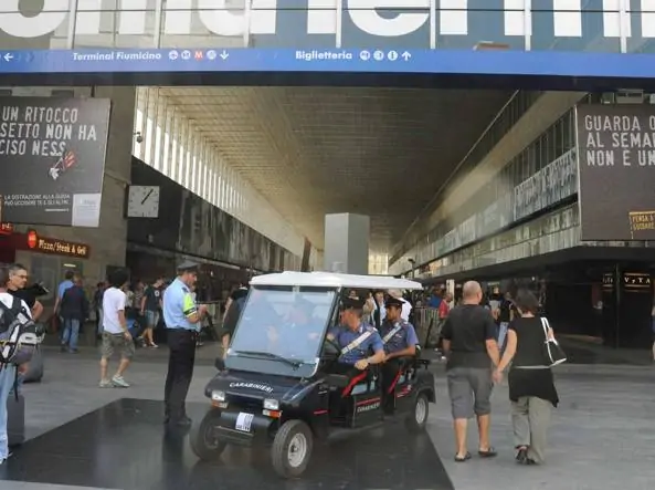 Stazioni-Termini-denunciati-75-romeni-per-truffa-e-molestie