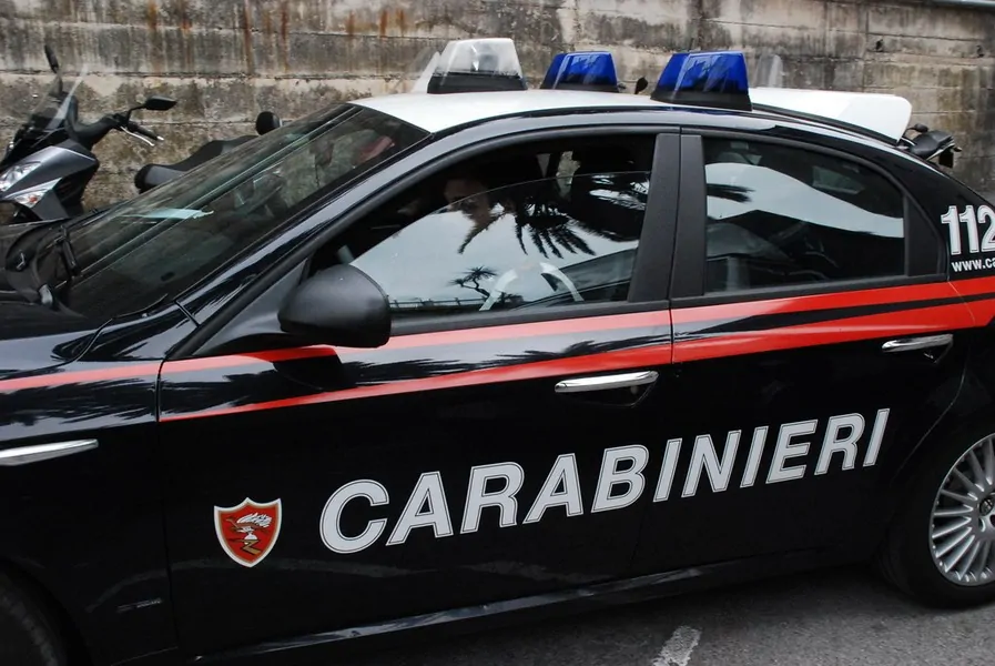Castellana Grotte misteriosa morte, ritrovato nella pineta il cadavere di un ragazzo di 30 anni