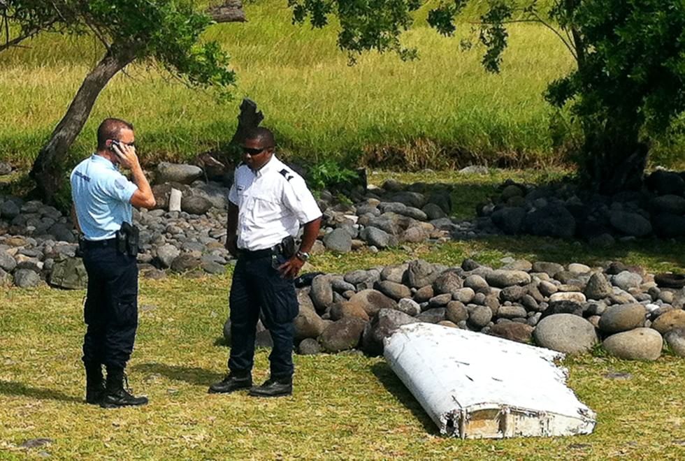 Aereo Malaysia scomparso, ritrovati sull’isola La Reunion altri pezzi