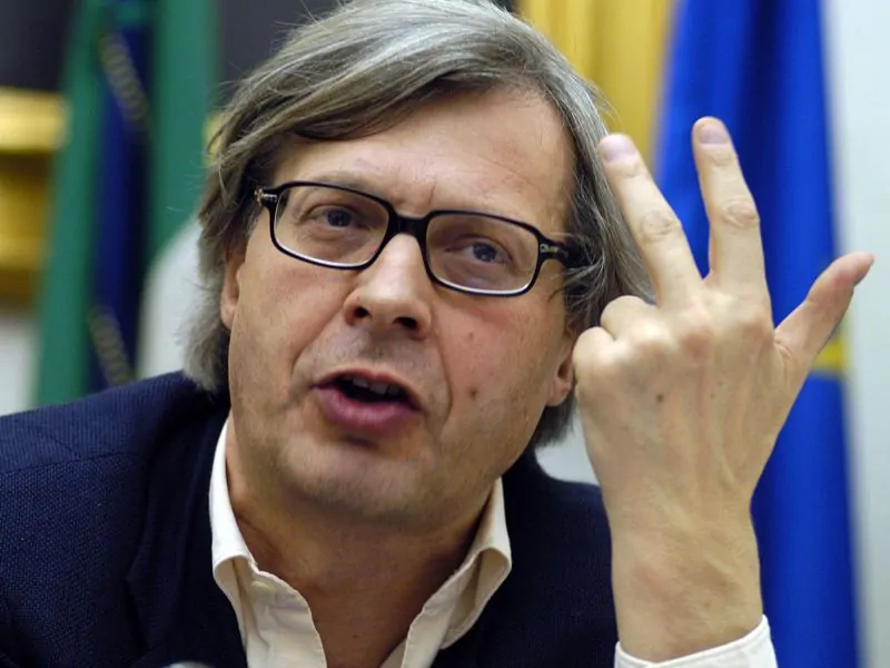 Vittorio Sgarbi dichiarazione choc: Maurizio Costanzo è gay perché si sposato con la De Filippi che è un uomo