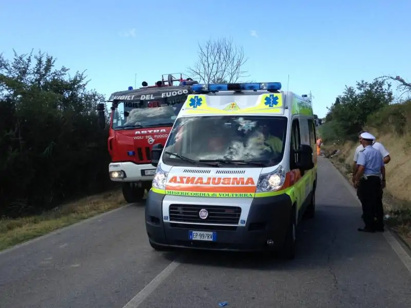 Roma-carabiniere-uccide-l-ex-moglie-e-poi-si-suicida-davanti-ad-una-scuola
