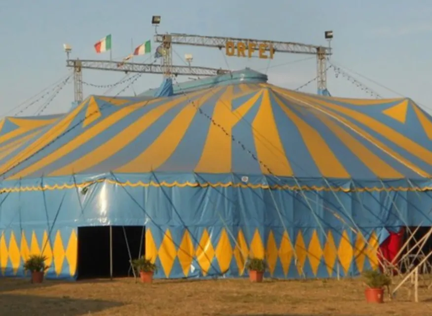 Mestre-assalto-con-asce-e-spranghe-al-Circo-Orfei-feriti-domatore-e-trapezista
