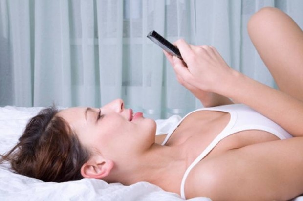 Sexting allarme in Italia tra i ragazzi è sempre più di moda