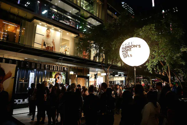 Milano-Vogue-Fashion-s-Night-Out-successo-con-Melissa-Satta