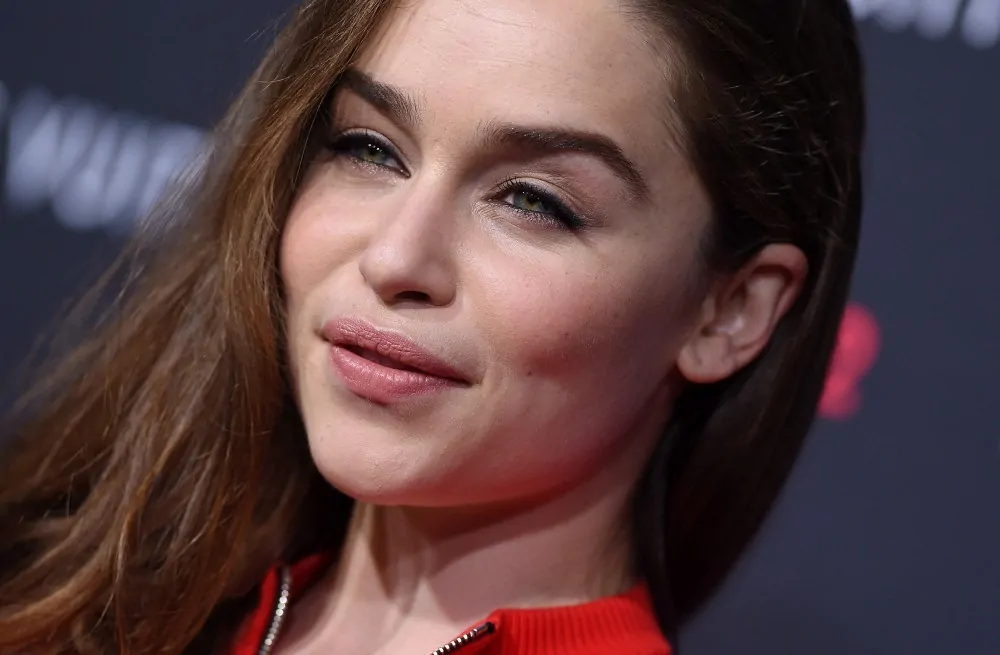 Emilia-Clarke-è-stata-eletta-la-donna-più-sexy-al-mondo
