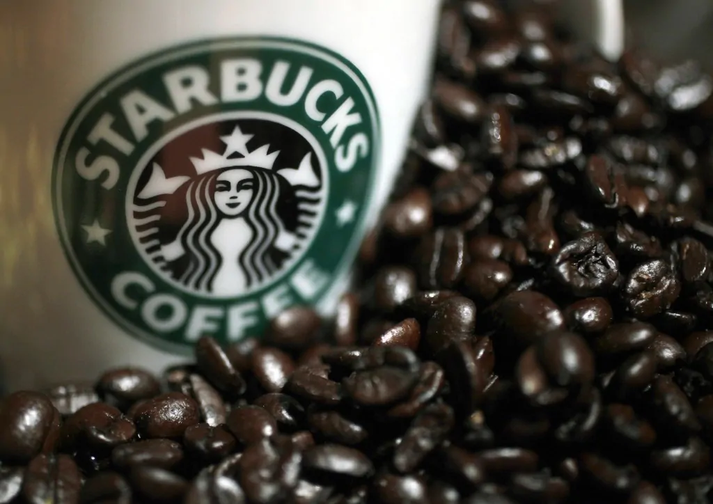 Starbucks-in-Italia-nel-2016-prima-caffetteria-a-Milano