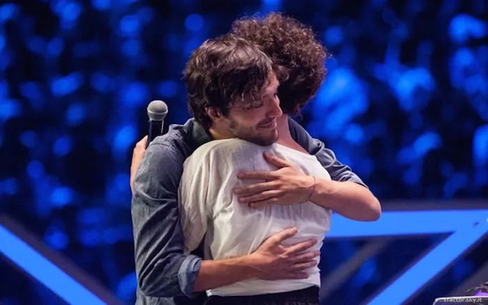 X-Factor-una-ragazza-napoletana-per-vedere-la-finale-spende-6mila-euro