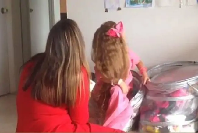 Bathsheba-bambina-di-6-anni-nata-con-il-cuore-fuori-dal-petto-sarà-operata