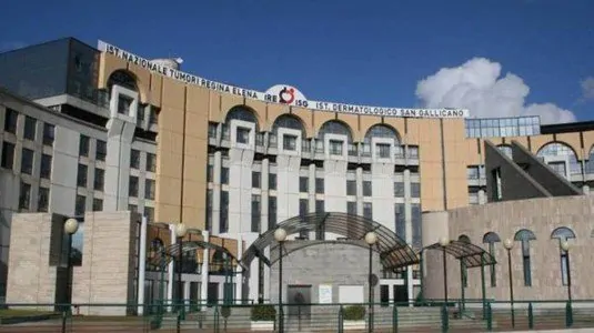 Roma-intervento-da-record-ad-una-paziente-asportato-un-tumore-di-30-chili