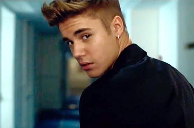 Justin-Bieber-beccato-all-uscita-di-un-hotel-con-la-bella-Kourtney-Kardashian
