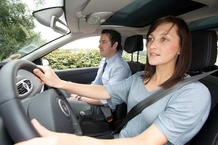 Olanda gli istruttori di guida possono essere pagati con prestazioni sessuali
