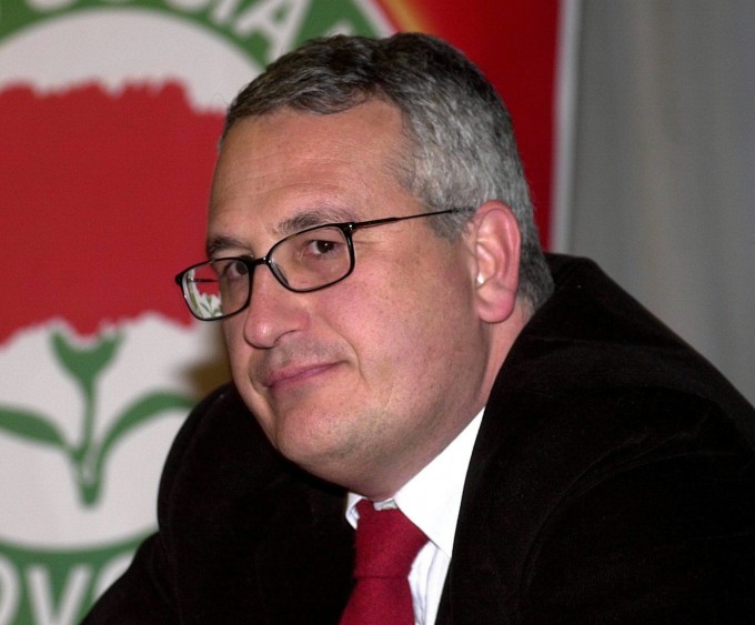 Bobo-Craxi-e-Enrico-Mentana-litigano-in-diretta-tv-su-tangentopoli-video
