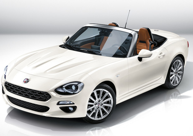 Fiat-124-spider-al-via-vendite-in-Italia-prezzo-base-27.500-euro