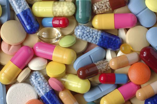 Farma-Party-la-roulette-russa-di-farmaci-che-è-di-moda-tra-gli-adolescenti