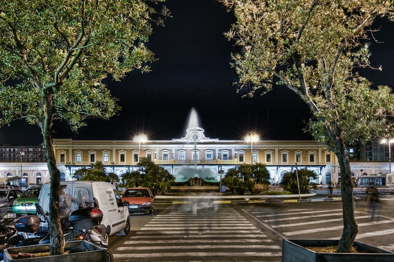 Bari rissa presso la stazione centrale arrestato un ladro somalo