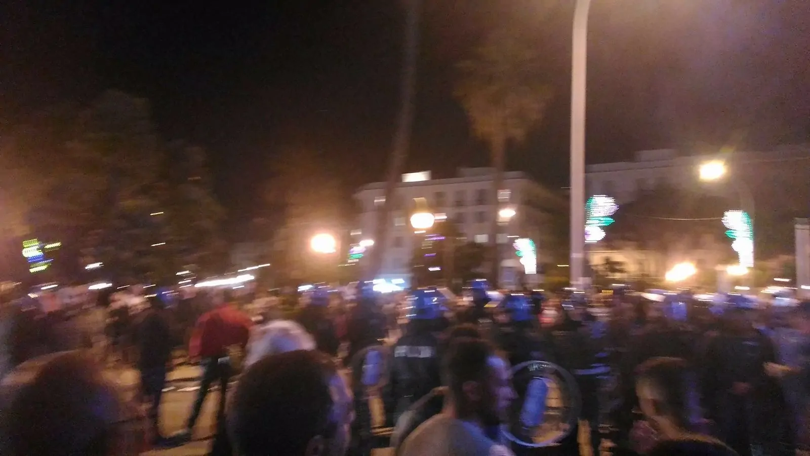 Bari festa di San Nicola sono due i feriti dopo gli scontri di ieri sera tra polizia e ambulanti