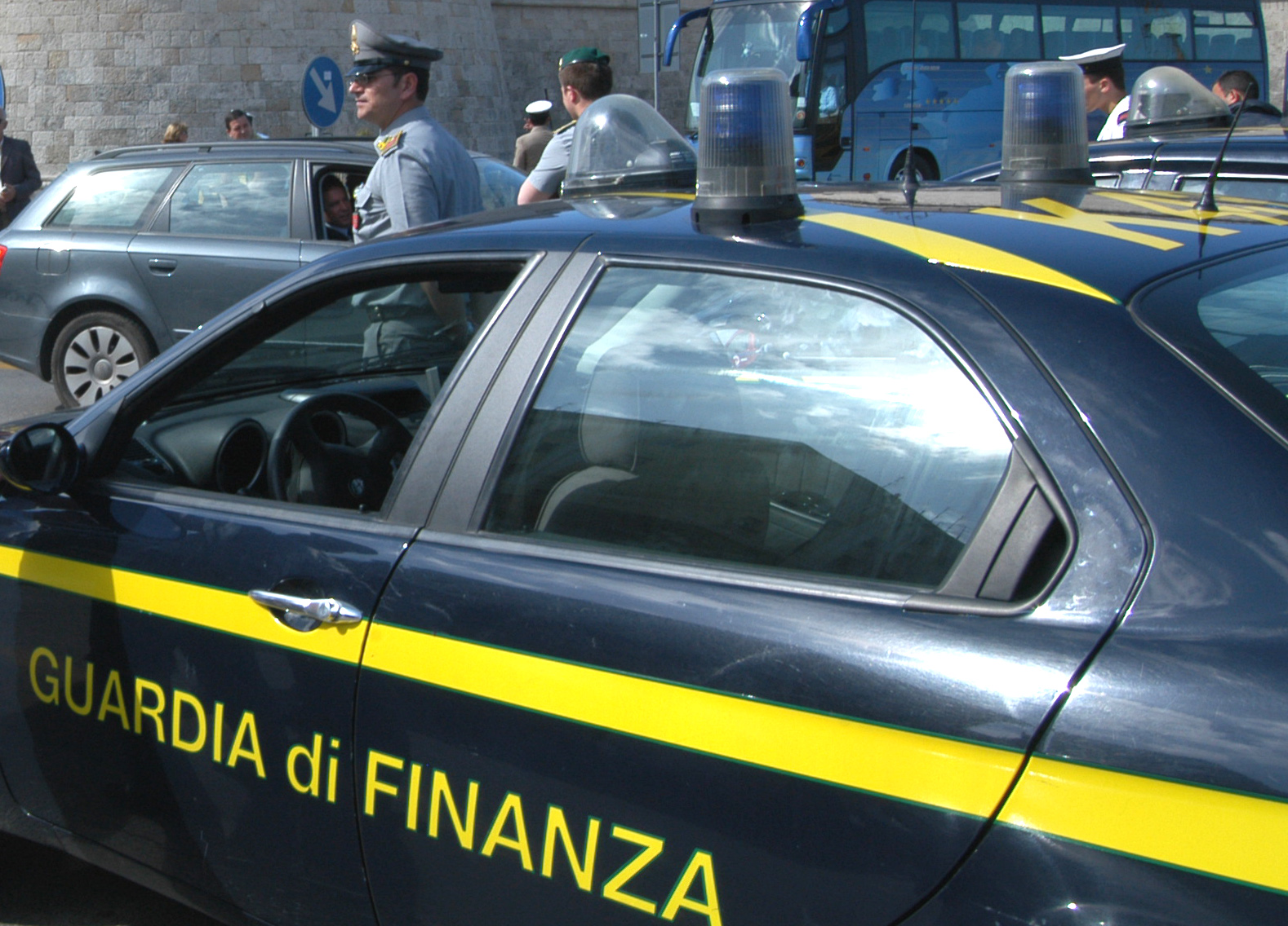 Policlinico, il custode aveva il dono dell’obliquità era a lavoro e distribuiva droga a domicilio