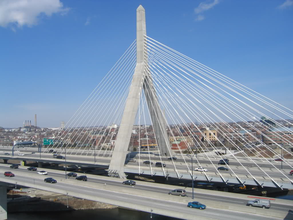 Bari, il ponte nord-sud a breve sarà inaugurato, sarà il nuovo simbolo della città ma rischiano di essere raddoppiati i costi