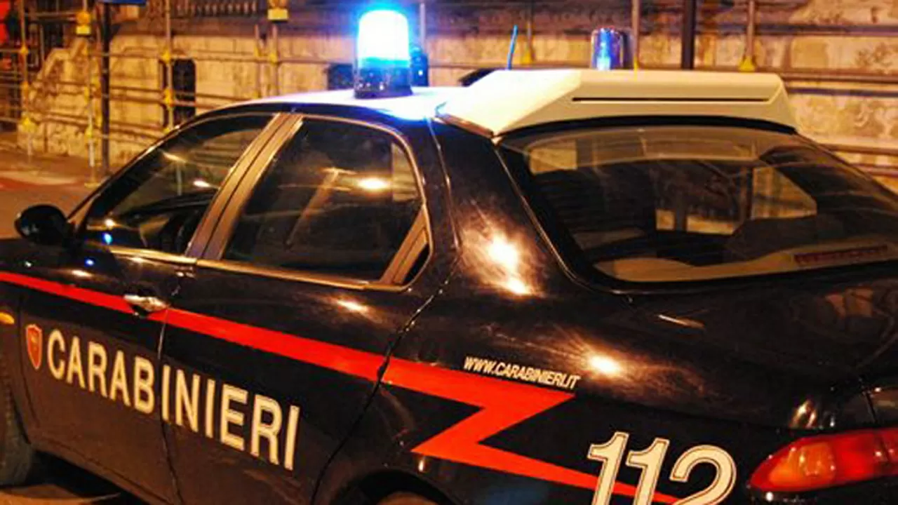 Strada provinciale 231 violento scontro nella notte, quattro le persone ferite