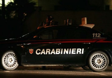 A Palo Del Colle, folle corsa poi auto si ribalta per scappare dai carabinieri