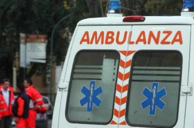 Malasanità Bari, bambino di 6 anni si frattura un gomito ma il reparto di ortopedia del Policlinico, San Paolo e Giovanni XXIII è chiuso per ferie, solo le minacce del padre scongiurano un trasferimento all’ospedale di Brindisi