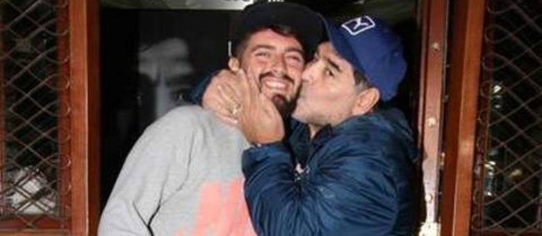 Maradona ha chiesto un appuntamento al figlio Maradona Jr, l’incontro è stato bellissimo