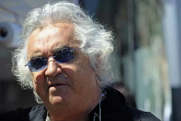 Flavio Briatore choc, conteso da Mara Venier e Simona Ventura