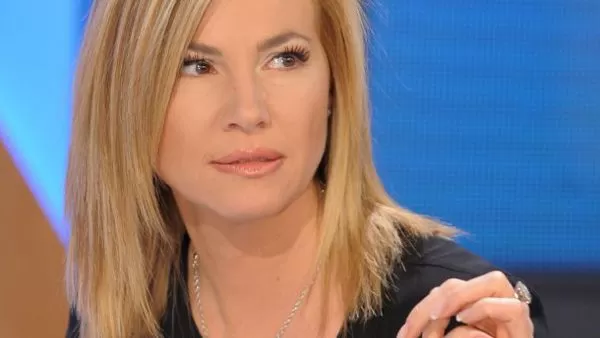 Mattino Cinque, accesa lite tra Federica Panicucci e lo psichiatra Morelli, la Panicucci: “Le parolacce dille a casa tua”