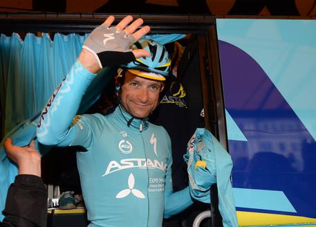 Ciclismo immane tragedia, Michele Scarponi muore investito da un autocarro, aveva vinto il giro d’Italia nel 2011
