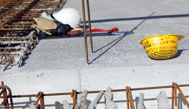 Puglia tragedia, operaio cade dall’impalcatura, morto