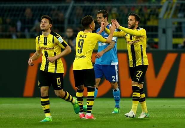 Dortmund terrore sul pullman tre esplosioni, ferito un calciatore