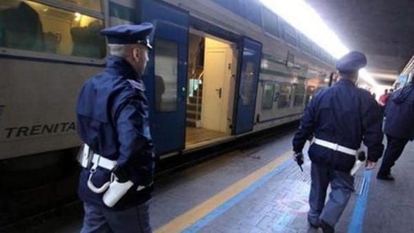 E’ sotto choc una capotreno aggredita e violentata da un gruppo di nigeriani, aveva chiesto a loro i biglietti