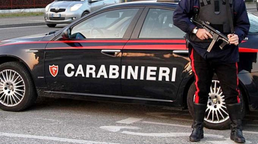 Firenze, studentesse violentate da due carabinieri, Pinotti “trovati primi riscontri, violenza inaudita”