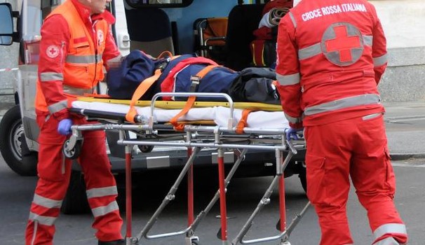 Soffocato da un pezzo di pane Muore a 58 anni ex sindaco