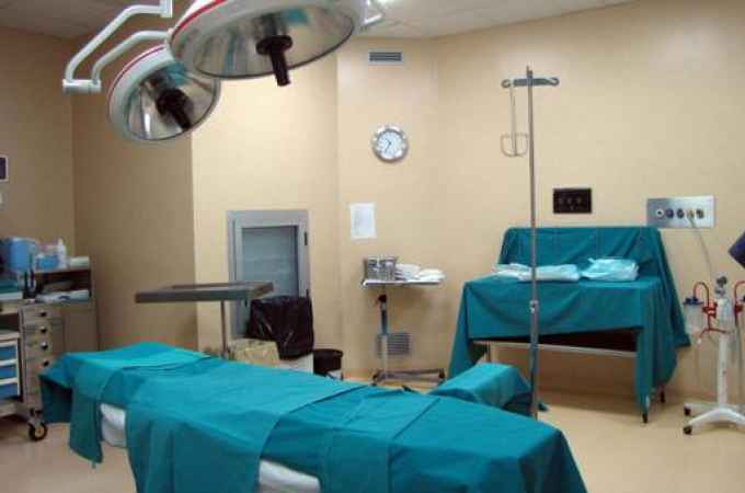 Bari,  medici litigano per contendersi sala operatoria, bambina nasce morta, l’asl risarcisce 440mila euro