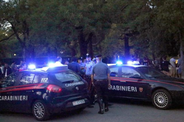 Foggia, maxi rissa tra ragazzi tra i 20 e i 30 anni all’uscita di un frequentatissimo locale, uno è grave