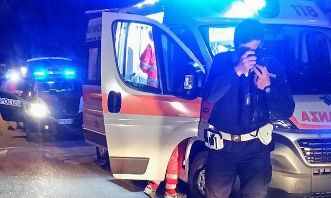 Puglia, gravissimo incidente alle luci dell’alba, auto fuori strada, quattro ragazzi feriti