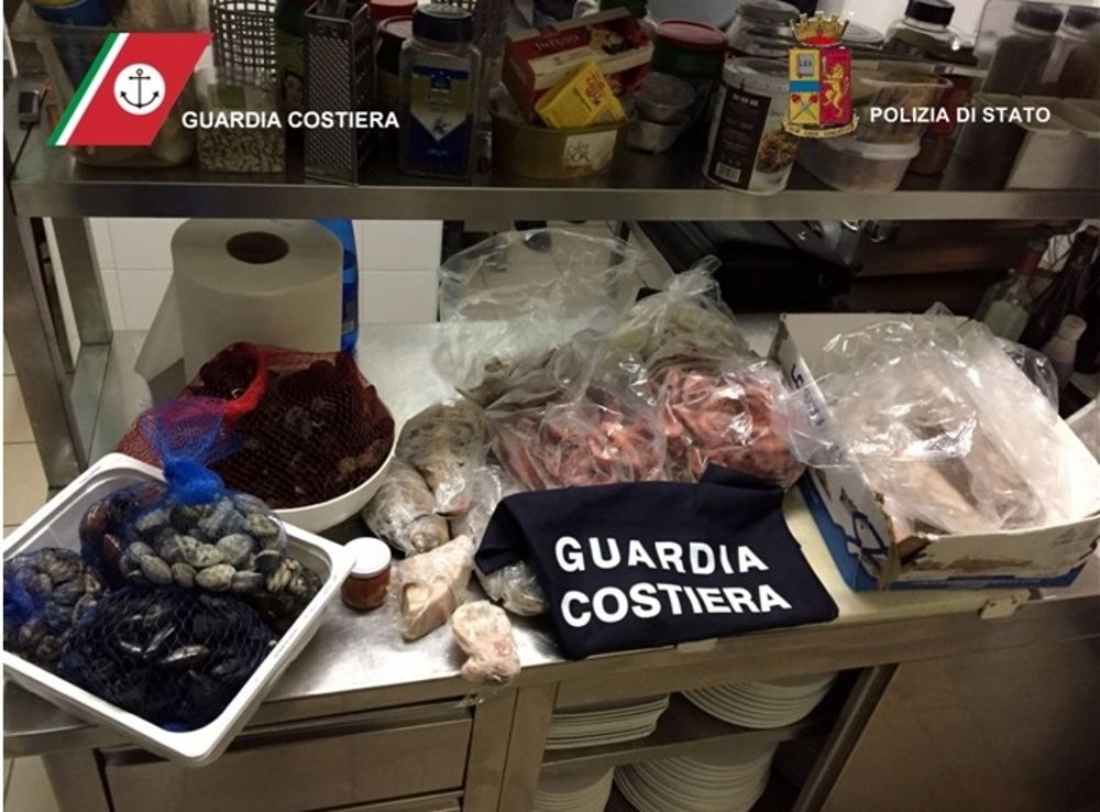Puglia, sequestrati 200kg di pesce in un noto ristorante con annessa pescheria, potevano arrecare danni alla salute