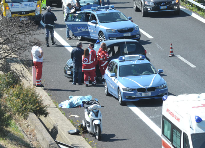Dramma sull’autostrada A1 30enne investito e ucciso, era a piedi