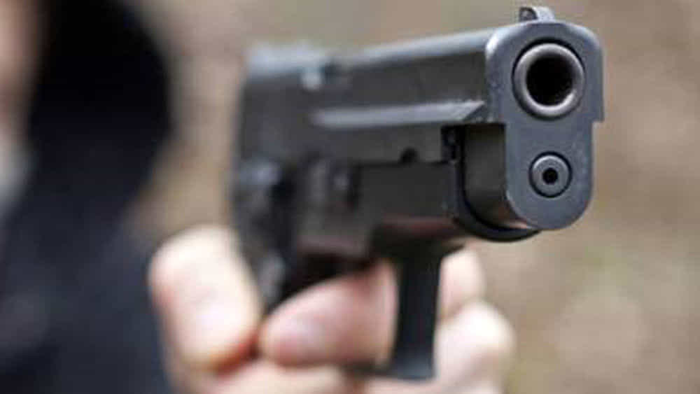 Bari è ormai guerra tra i clan, arrestato 33enne con pistola pronta a sparare