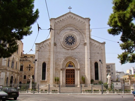 Bari, Bed&Breakfast al Redentore, la bellissima idea dei Salesiani per il Libertà, gestito da cinque giovani disoccupati