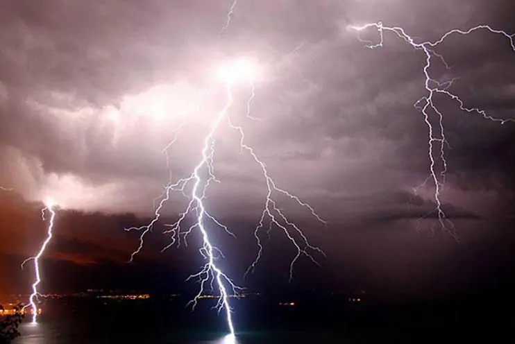 Puglia, Protezione civile diramata nuova allerta meteo, previste piogge intense e tempeste elettriche