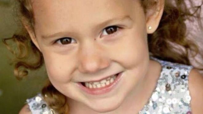 La dottoressa rifiuta di visitarla perchè è arrivata in ritardo, bimba di 5 anni muore la sera stessa