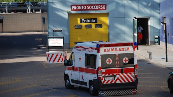 Schianto tra auto e Apecar. Un morto sulla statale maledetta