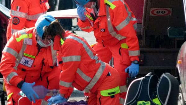 Puglia, crolla improvvisamente un balcone, operaio 32 enne fa un volo di 3 metri e muore sul colpo