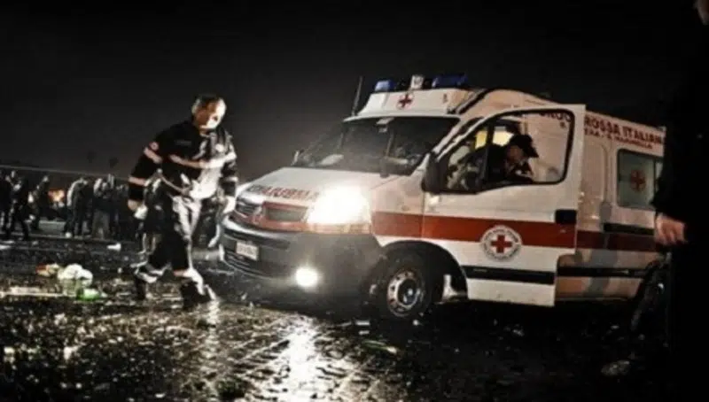 Due sorelle di 88 e 86 anni muoiono in un incidente stradale a Campiglia Cervo, Biellese. L'auto contro un muro, probabile malore alla guida.
