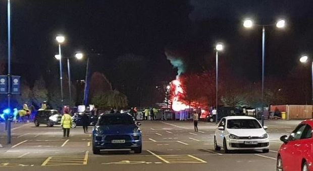 Leicester, elicottero del presidente precipita fuori lo stadio subito dopo la partita di Premier