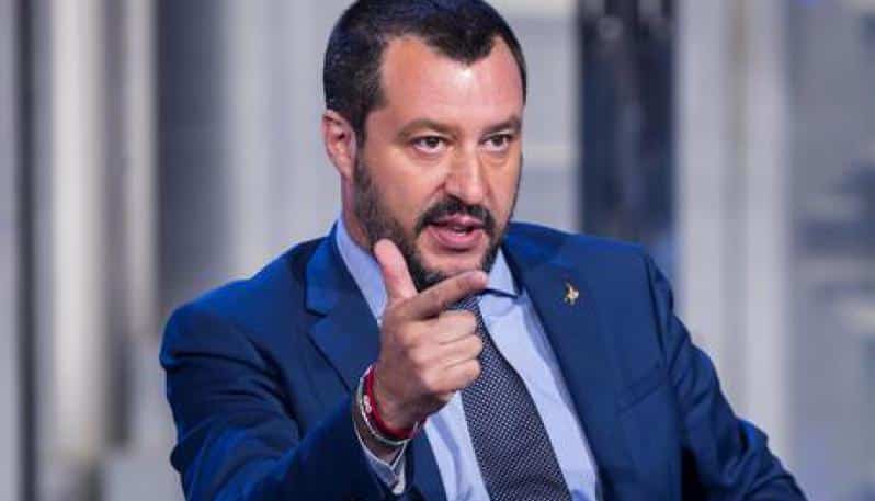 Sondaggi oggi, boom di preferenze per Matteo Salvini è lui in assoluto il leader più gradito