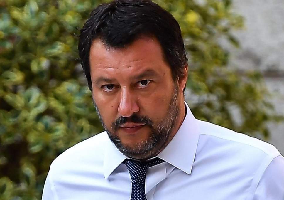 Salvini duro contro la Ue, “Faremo la flat tax e la comunità europea se ne farà una ragione”