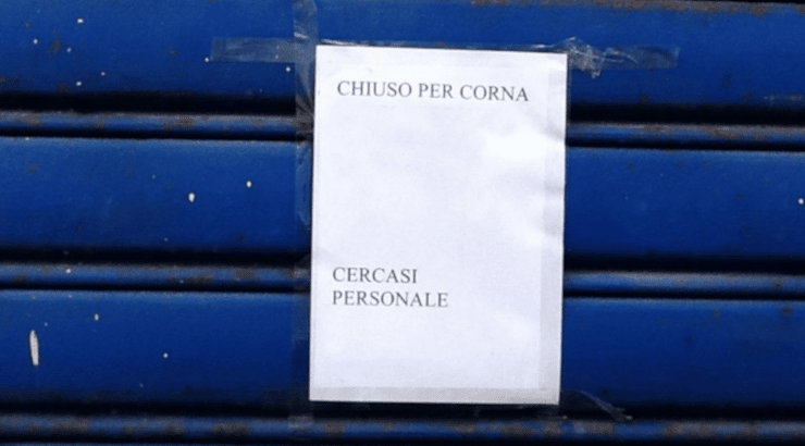 Bar chiude,  il titolare del locale spiega il motivo con una scritta memorabile “chiuso per corna”